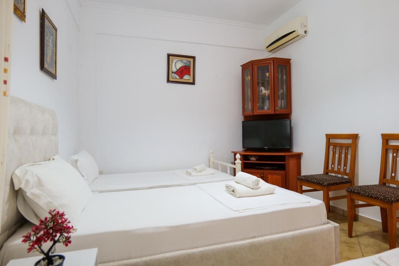Guest House Gerard Ksamil Ngoại thất bức ảnh