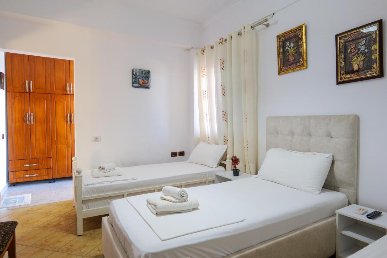 Guest House Gerard Ksamil Ngoại thất bức ảnh