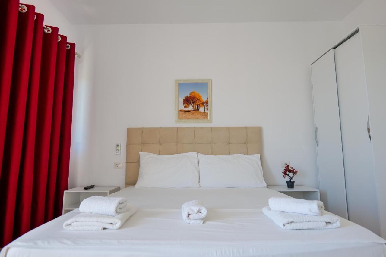 Guest House Gerard Ksamil Ngoại thất bức ảnh